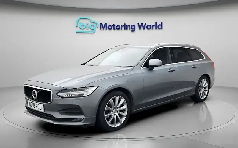 Used Volvo V90 Momentum 190 HP (139 kW) 2018 Grey Estate