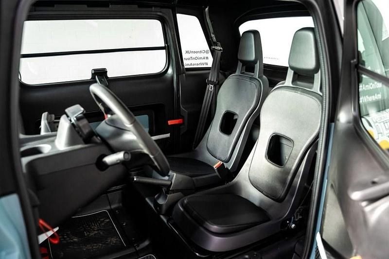 Used Citroën AMI 22 kW (31 HP) 2023 Blue