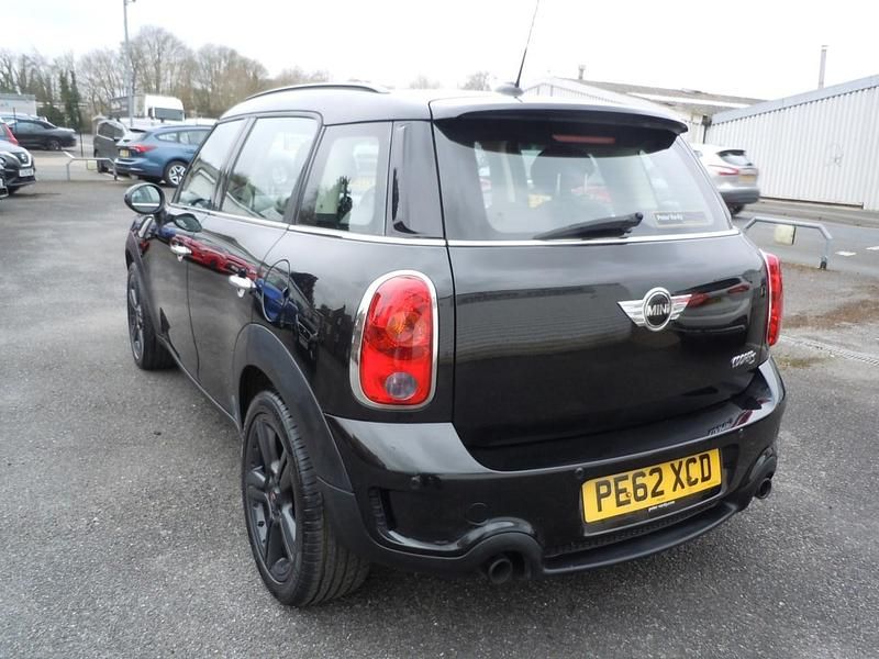 Begagnad Mini Cooper S Countryman 184 HK (135 kW) 2012 Svart SUV