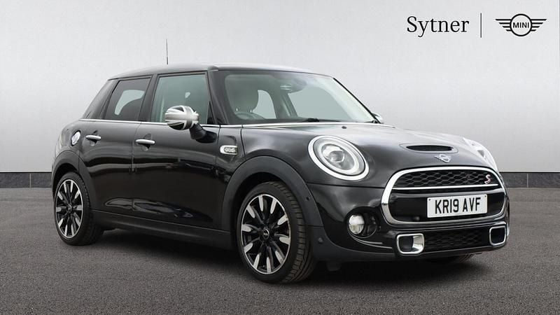 Black Used 2019 Mini Cooper S Exclusive Hatchback | £18,750 - Image 1/4