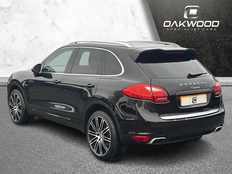 Used Porsche Cayenne 245 HP (180 kW) 2013 Black SUV