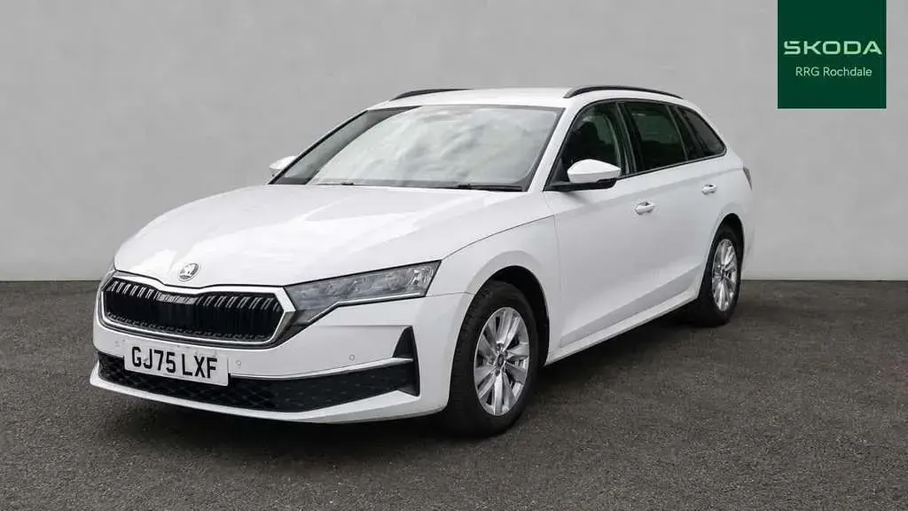 Used Skoda Octavia SE Technology 113 HP (83 kW) 2025 Moon white metallic Estate