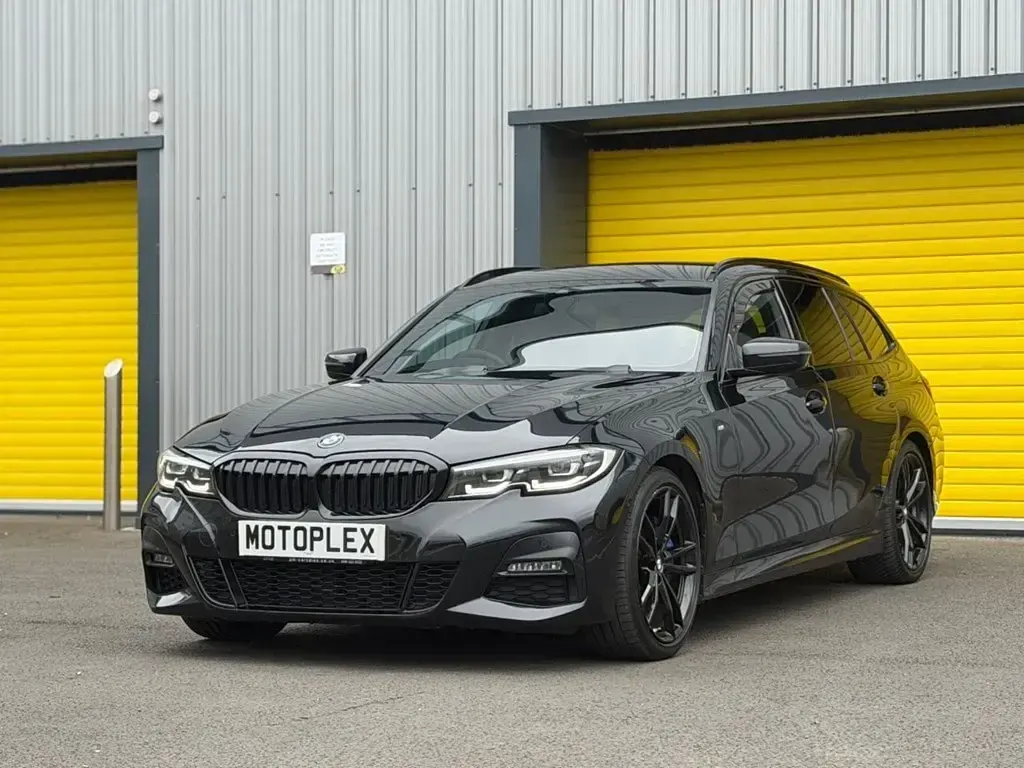Used BMW 320 M Sport 190 HP (139 kW) 2020 Black Estate
