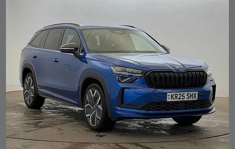 Race blue metallic Used 2025 Skoda Kodiaq SportLine SUV | £37,900 (A bit pricey) - Image 1/4