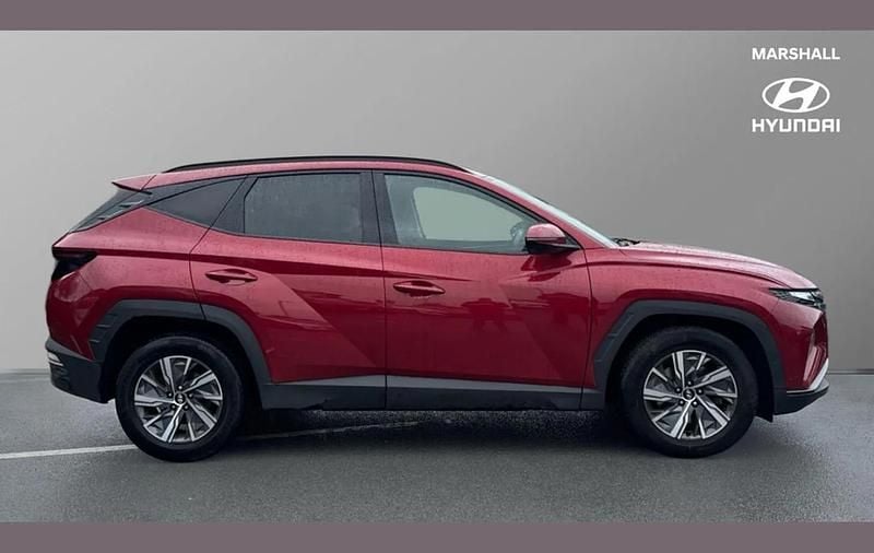 Used Hyundai Tucson SE 147 HP (108 kW) 2023 Red SUV