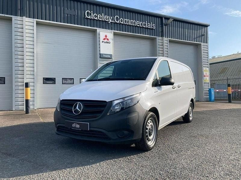 Used Mercedes e-Vito Progressive 85 kW (116 HP) 2023 White MPV