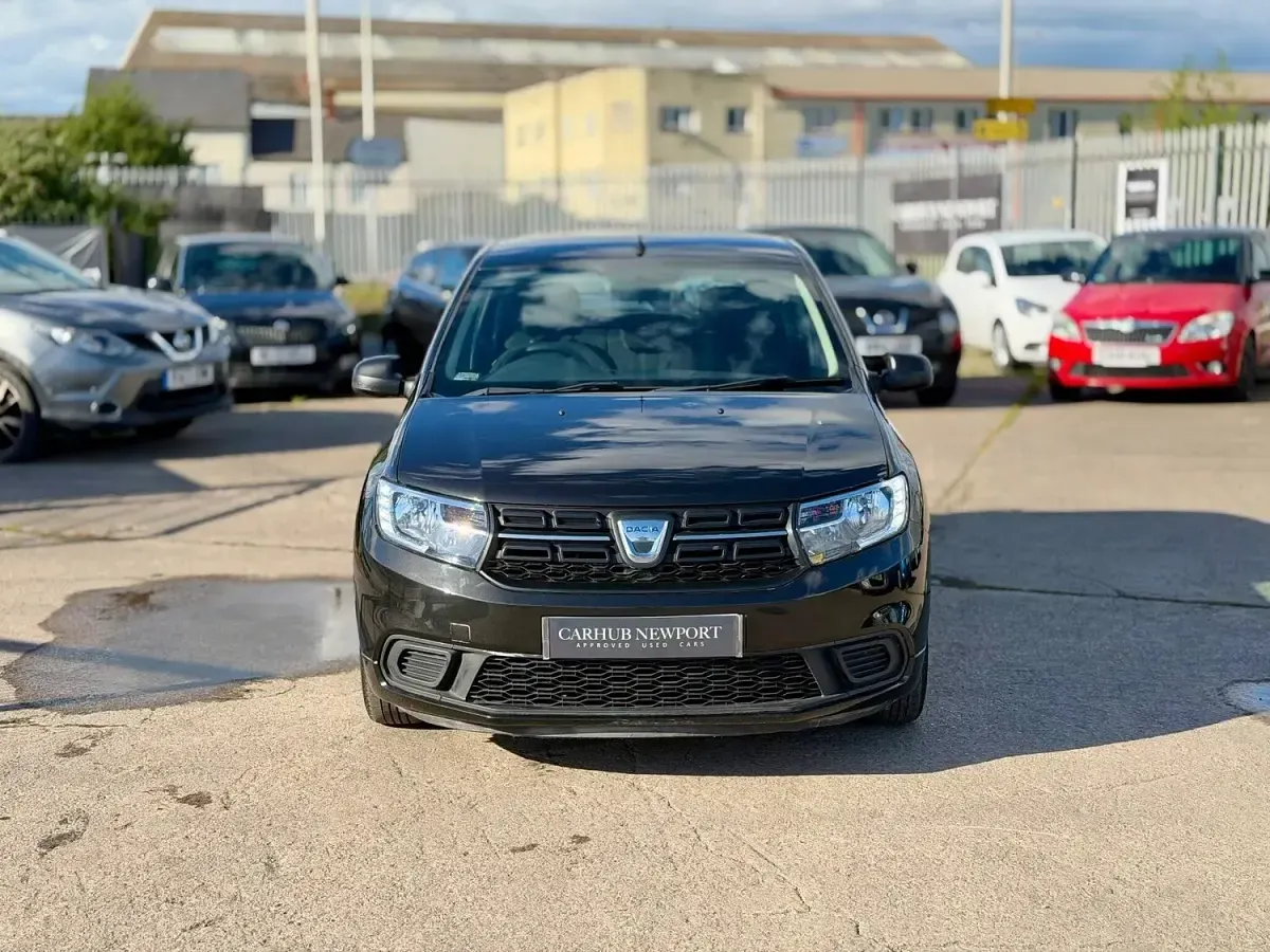 Begagnad Dacia Sandero Ambiance 90 HK (66 kW) 2017 Svart Halvkombi