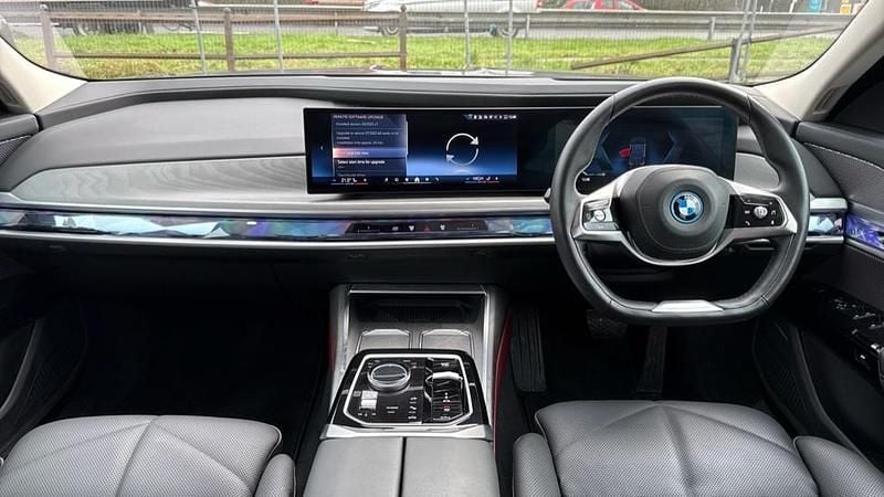 Used BMW i7 Comfort Edition 334 kW (455 HP) 2024 Grey Sedan