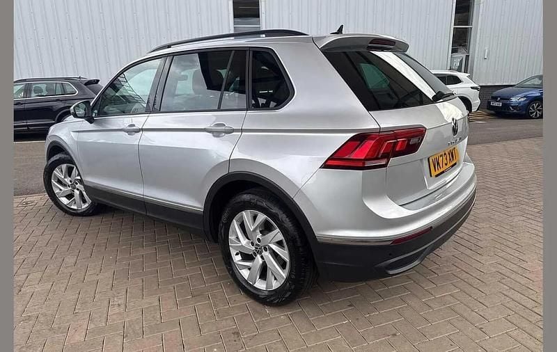 Used VW Tiguan Life 150 HP (110 kW) 2023 Silver SUV