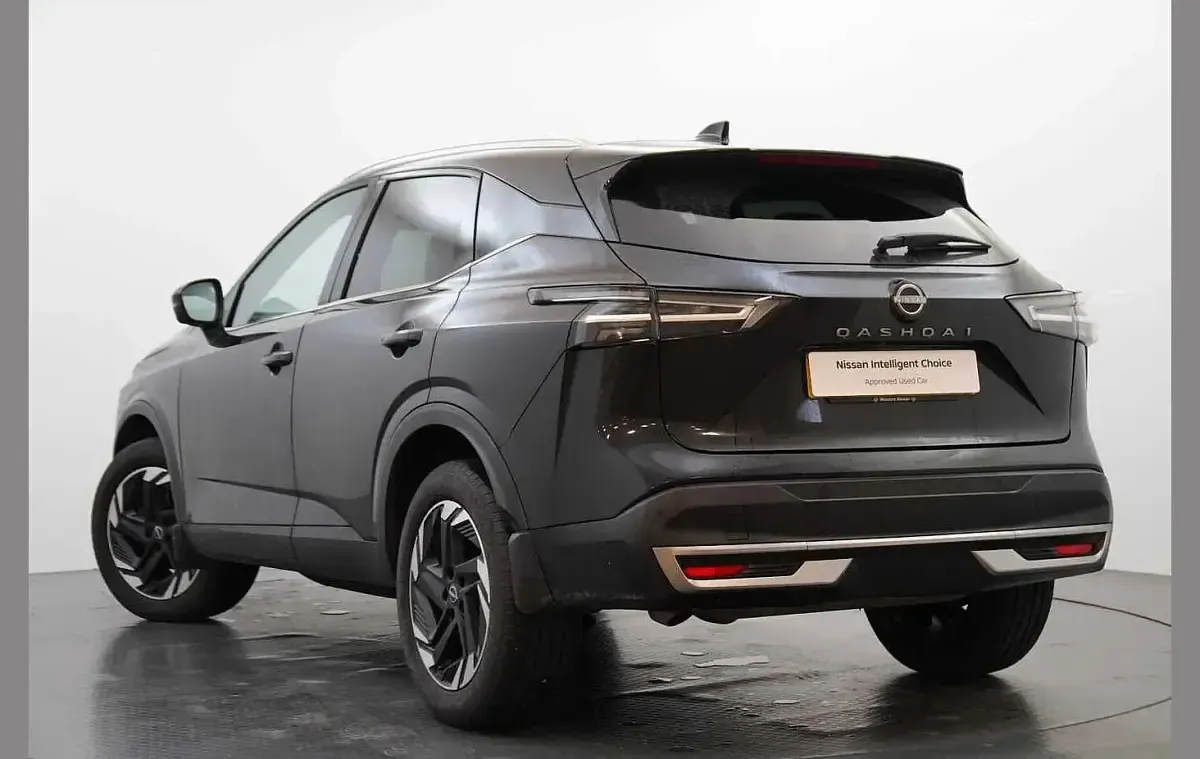 Used Nissan Qashqai N-Connecta 138 HP (101 kW) 2025 Black SUV