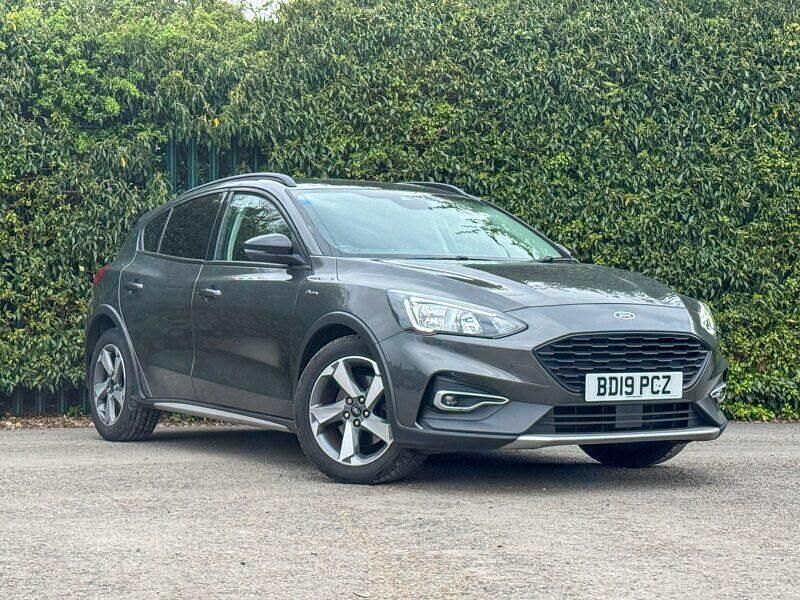 Used Ford Focus Active 125 HP (91 kW) 2019 Grey Hatchback