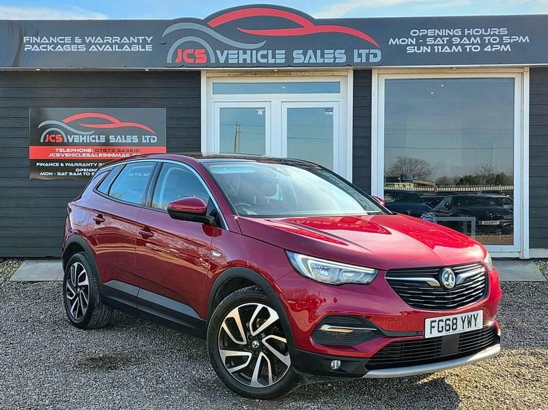 Used Vauxhall Grandland X Elite 130 HP (95 kW) 2018 Red SUV
