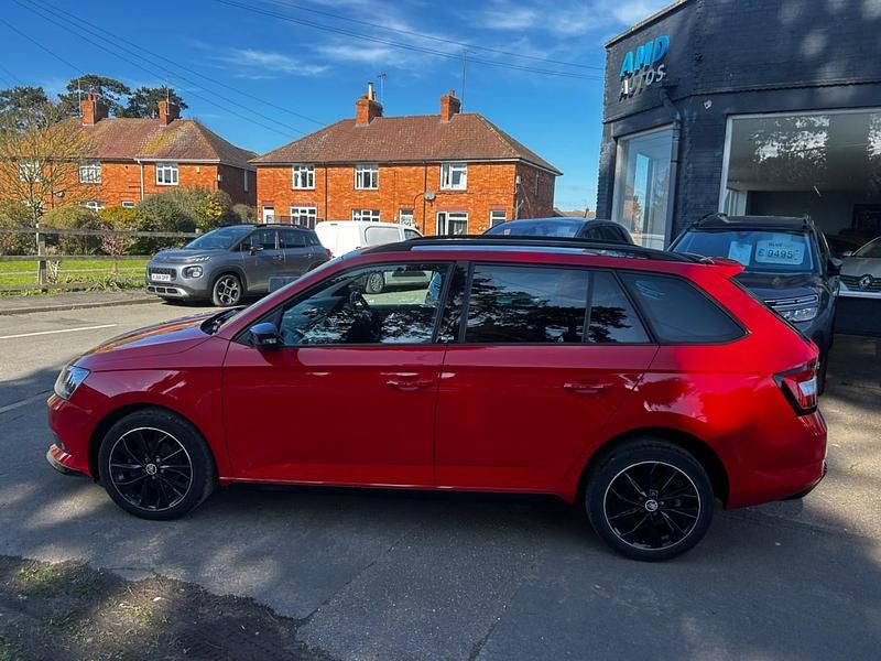 Used Skoda Fabia Monte Carlo 90 HP (66 kW) 2015 Red Estate