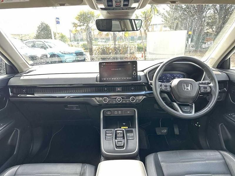 Used Honda CR-V Elegance 184 HP (135 kW) 2024 White SUV