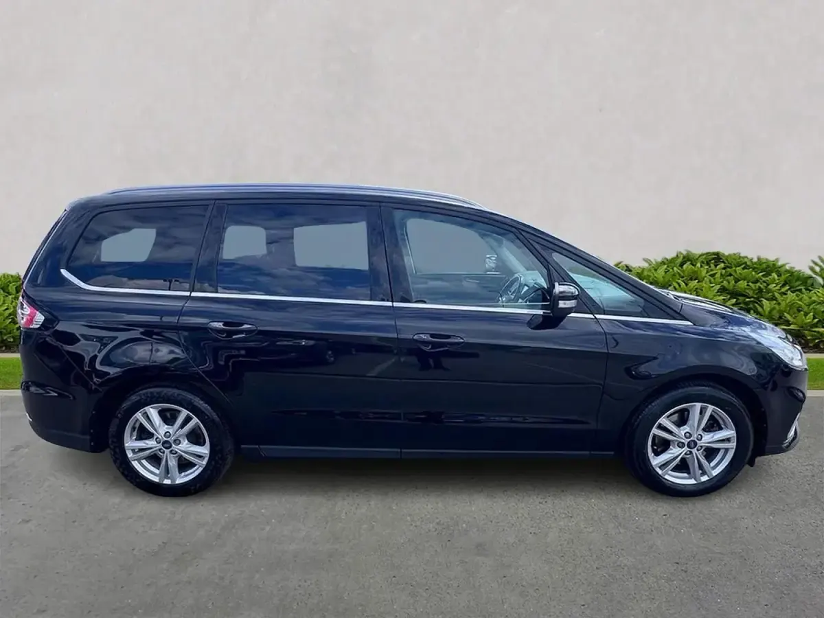 Gebraucht Ford Galaxy Titanium 190 PS (139 kW) 2023 Schwarz Van / Kleinbus