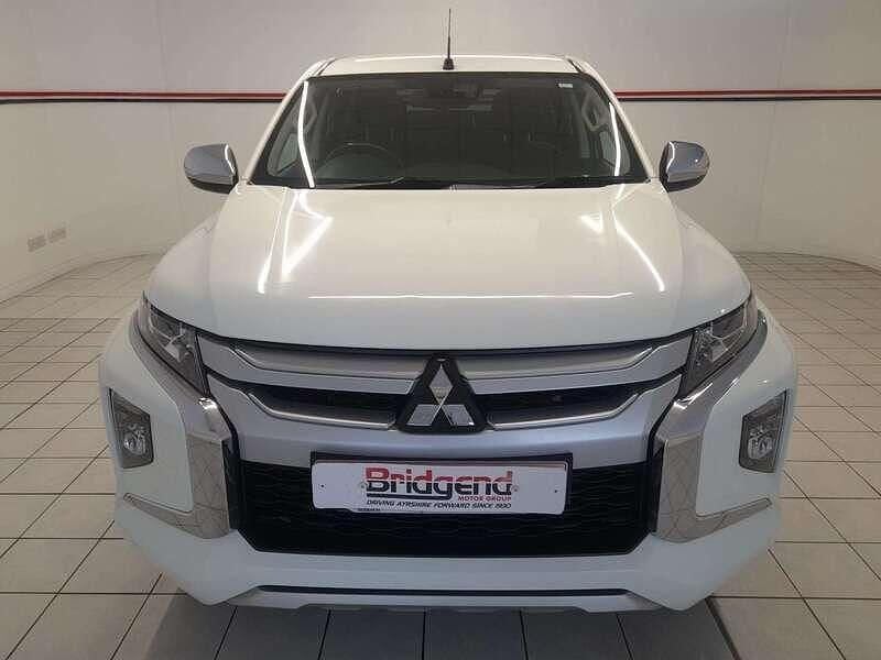 Used Mitsubishi L200 2021 White Pickup