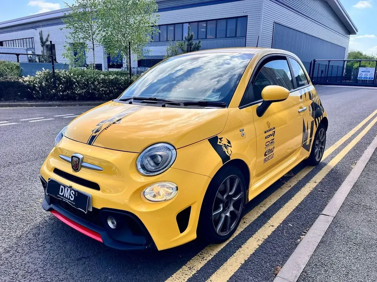 Used Abarth 595 145 HP (106 kW) 2019 Yellow Hatchback