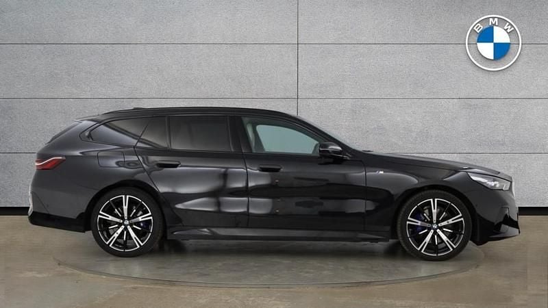Used BMW 520 M Sport 205 HP (150 kW) 2025 Black Estate