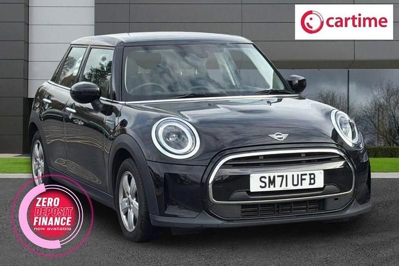 Used Mini Cooper Classic 136 HP (100 kW) 2022 Black Hatchback