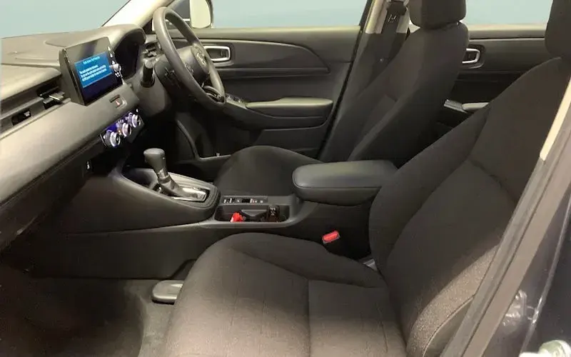 Used Honda HR-V Elegance 131 HP (96 kW) 2023 Grey SUV