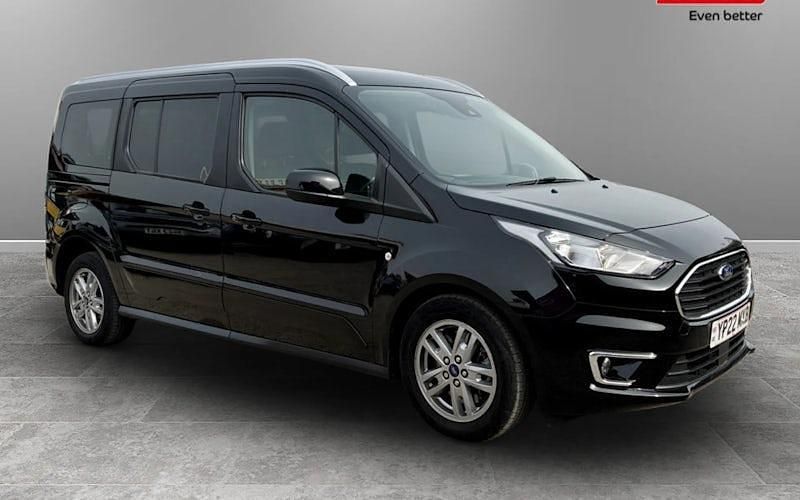 Used Ford Tourneo Titanium 120 HP (88 kW) 2021 Estate