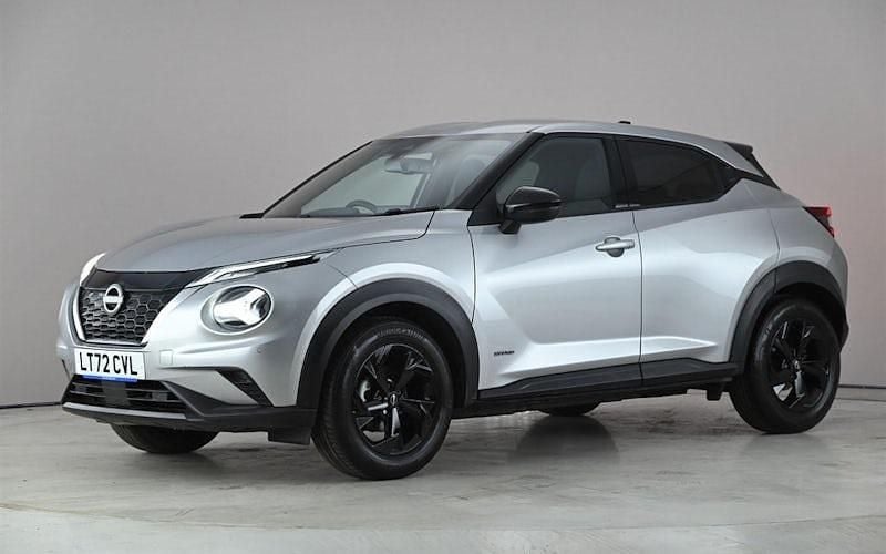 Used Nissan Juke N-Connecta 143 HP (105 kW) 2023 Silver SUV