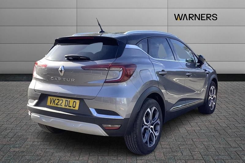 Second-hand Renault Captur SE 89 CP (65 kW) 2022 Gri SUV