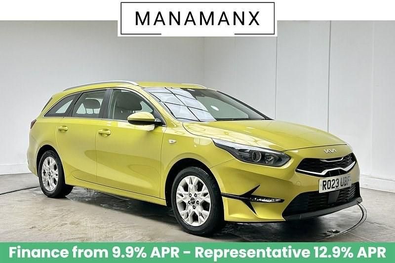 Yellow Used 2023 Kia Ceed Hatchback | £13,490 (Good price) - Image 1/2