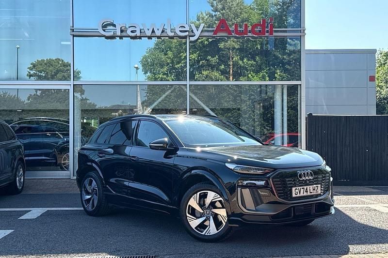 Black Used 2024 Audi Q6 e-tron S-Line SUV | £60,990 (Fair price) - Image 1/4