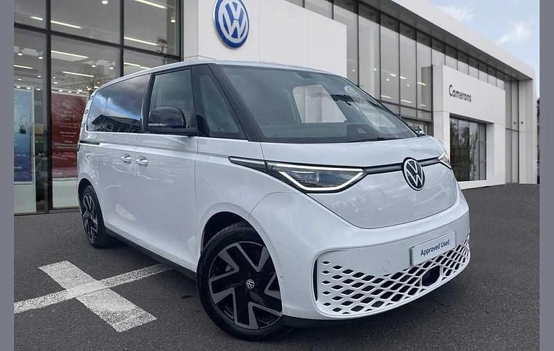 White Used 2023 VW ID. Buzz Pro MPV | £40,330 - Image 1/4