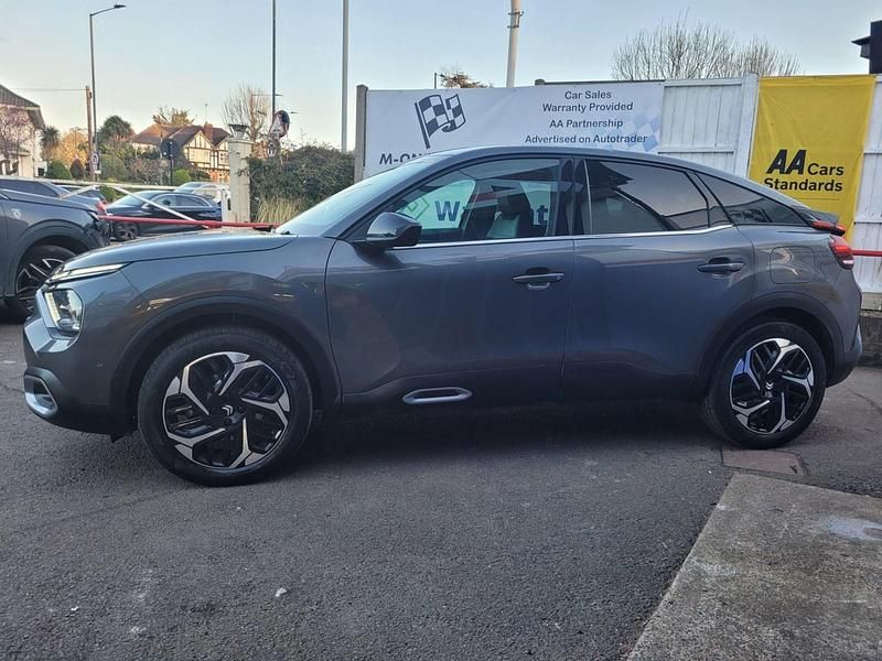 Używany Citroën C4 PureTech 2023 Szary SUV