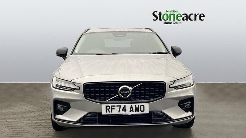 Used Volvo V60 Ultra 197 HP (144 kW) 2025 Silver Estate