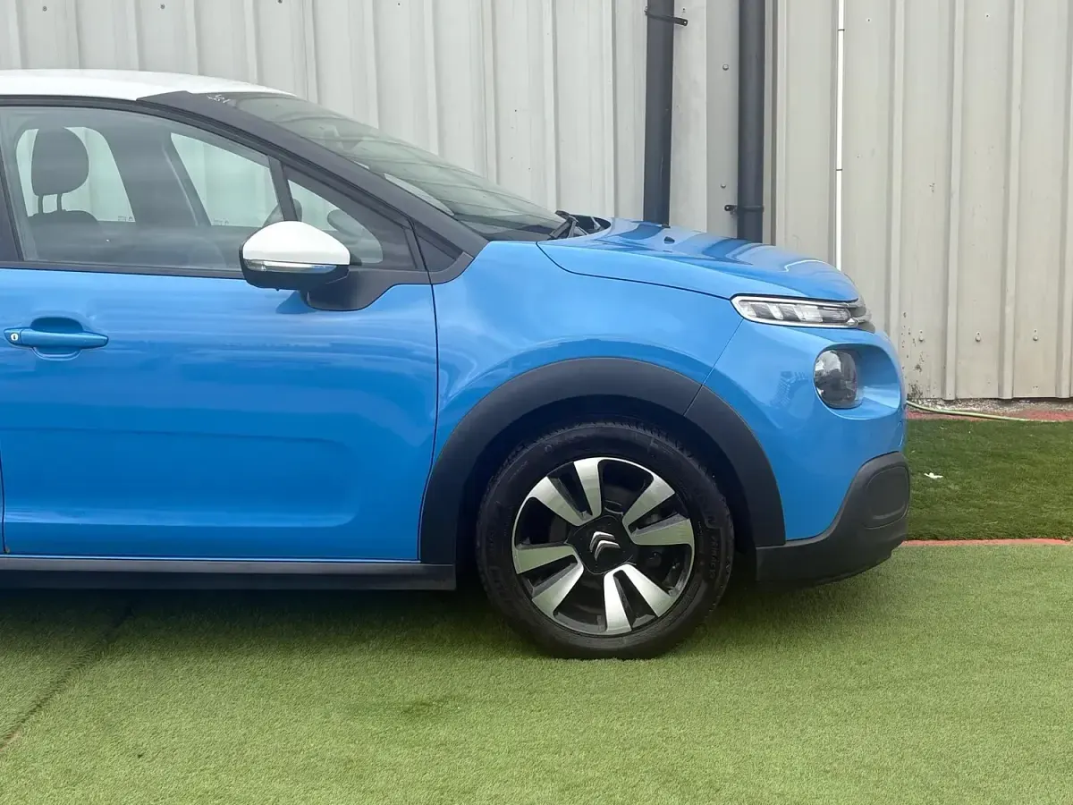 Used Citroën C3 Feel 82 HP (60 kW) 2017 Blue Hatchback