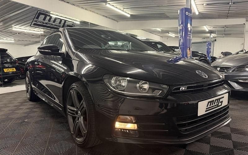 Usado VW Scirocco R-line 150 HP (110 kW) 2017 Preto Coupé