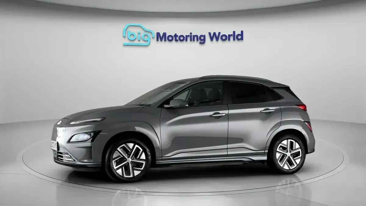 Second-hand Hyundai Kona Premium 150 kW (204 CP) 2022 Gri SUV