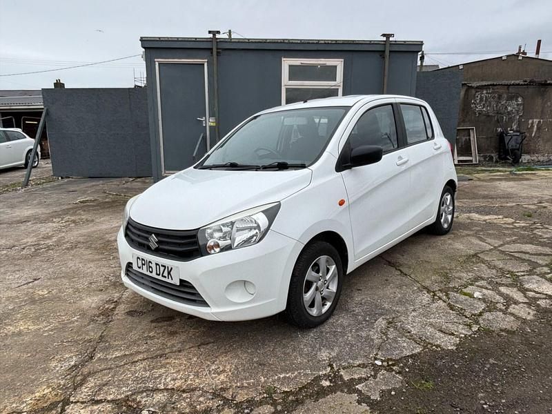 Used Suzuki Celerio SZ3 68 HP (50 kW) 2016 White Hatchback