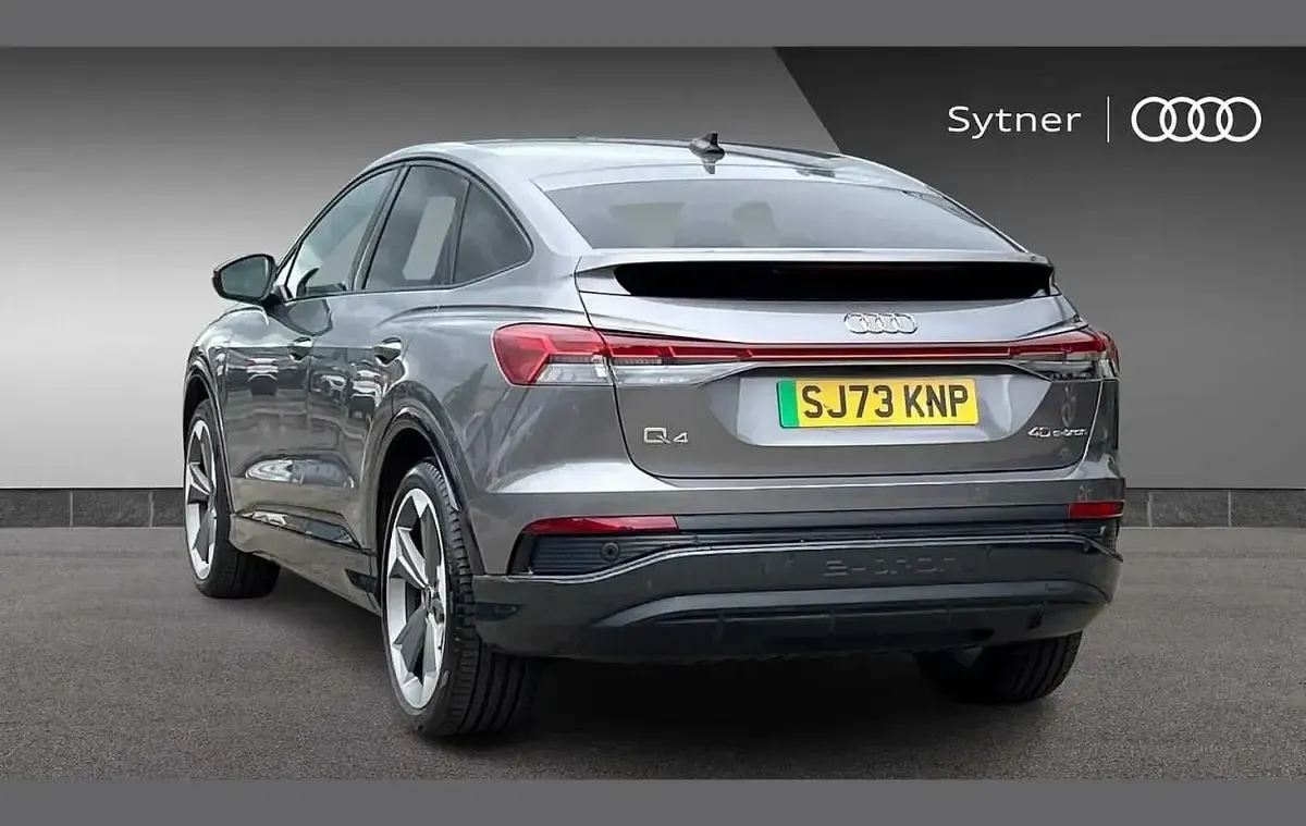 Used Audi Q4 e-tron Advanced 150 kW (204 HP) 2023 Grey SUV
