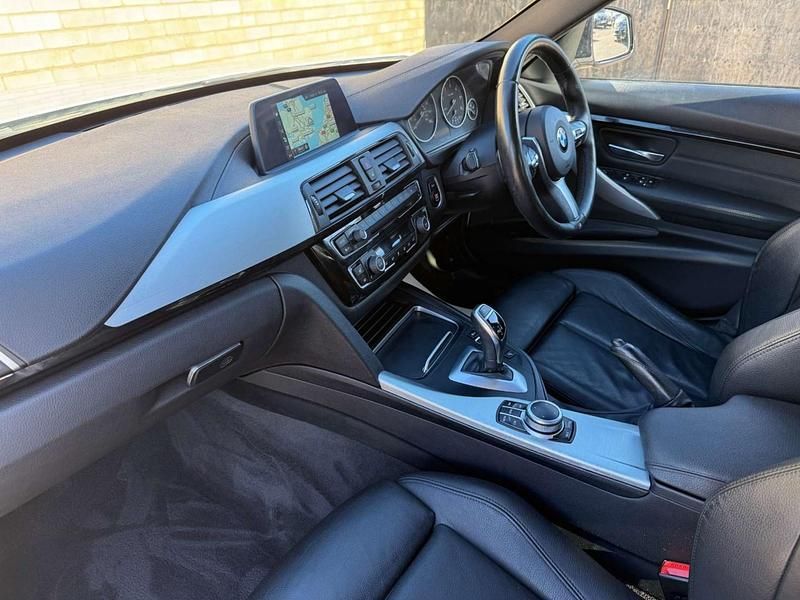 Used BMW 320 M Sport 2018 White Sedan