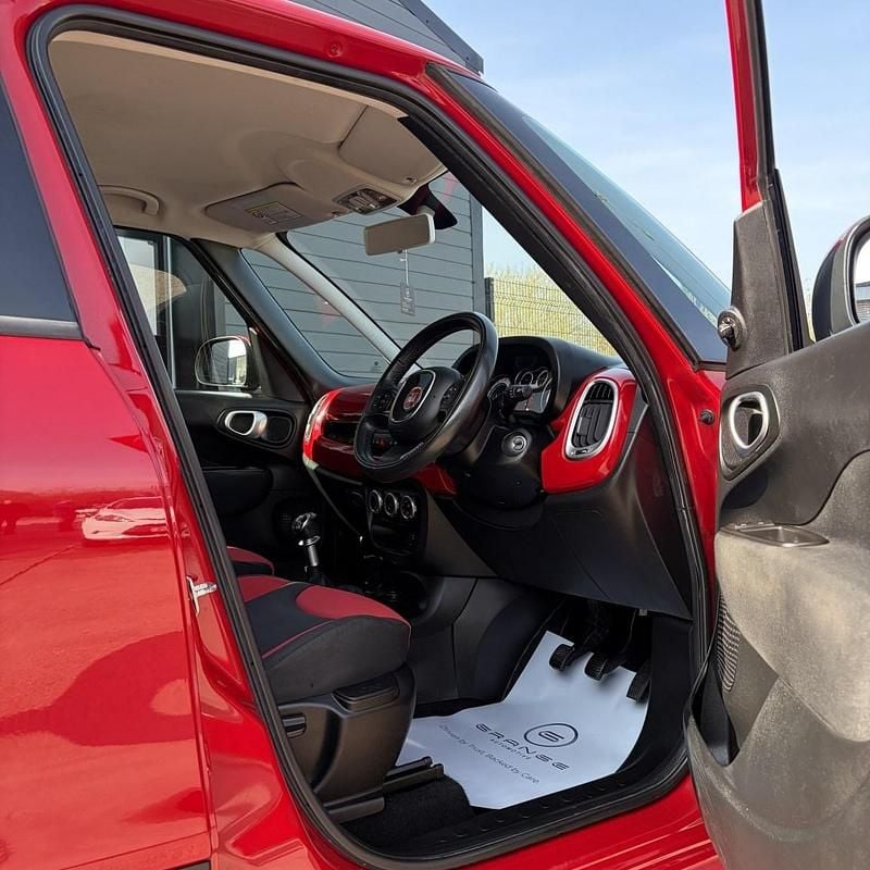 Used Fiat 500L Pop Star 105 HP (77 kW) 2014 Red MPV