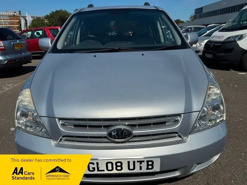 Used Kia Sedona 185 HP (136 kW) 2008 Silver MPV