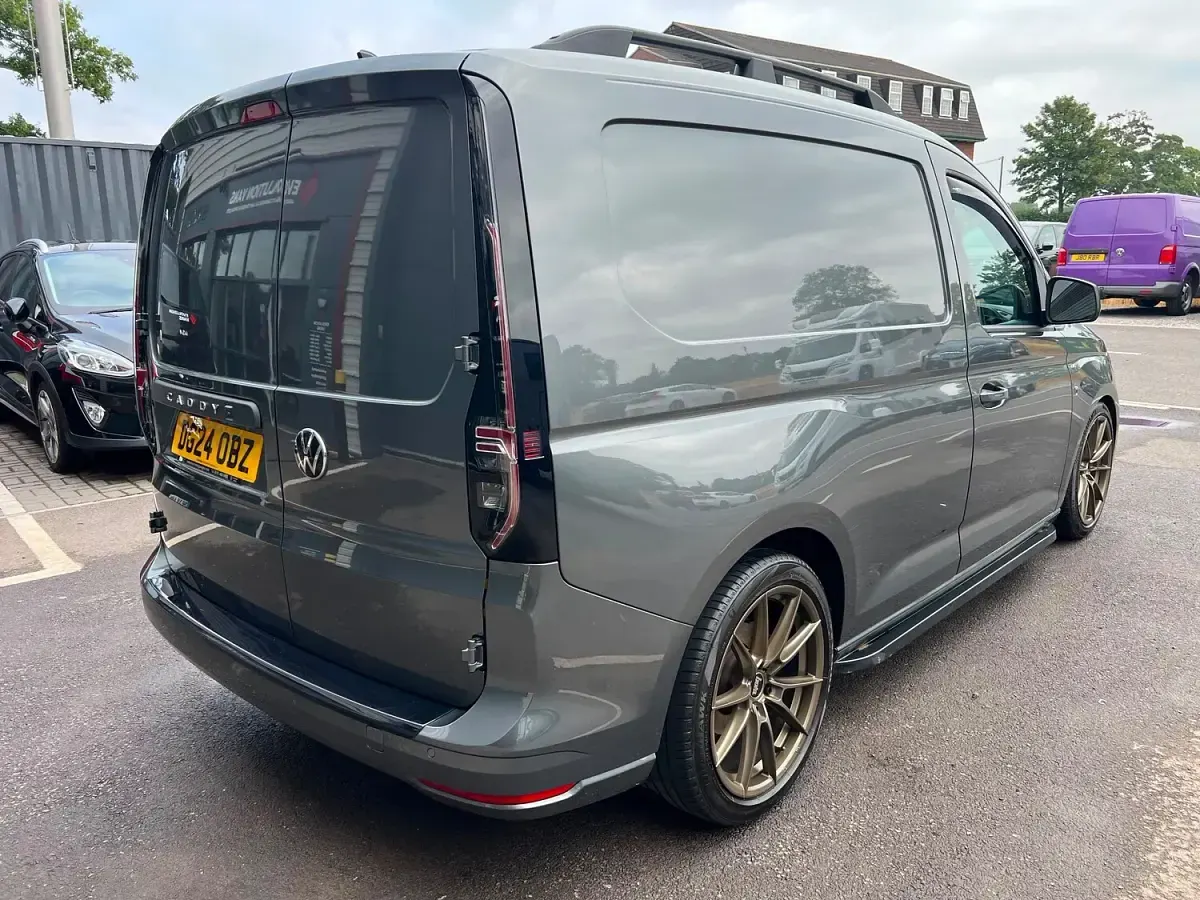 Used VW Caddy Pro 122 HP (89 kW) 2024 Grey MPV