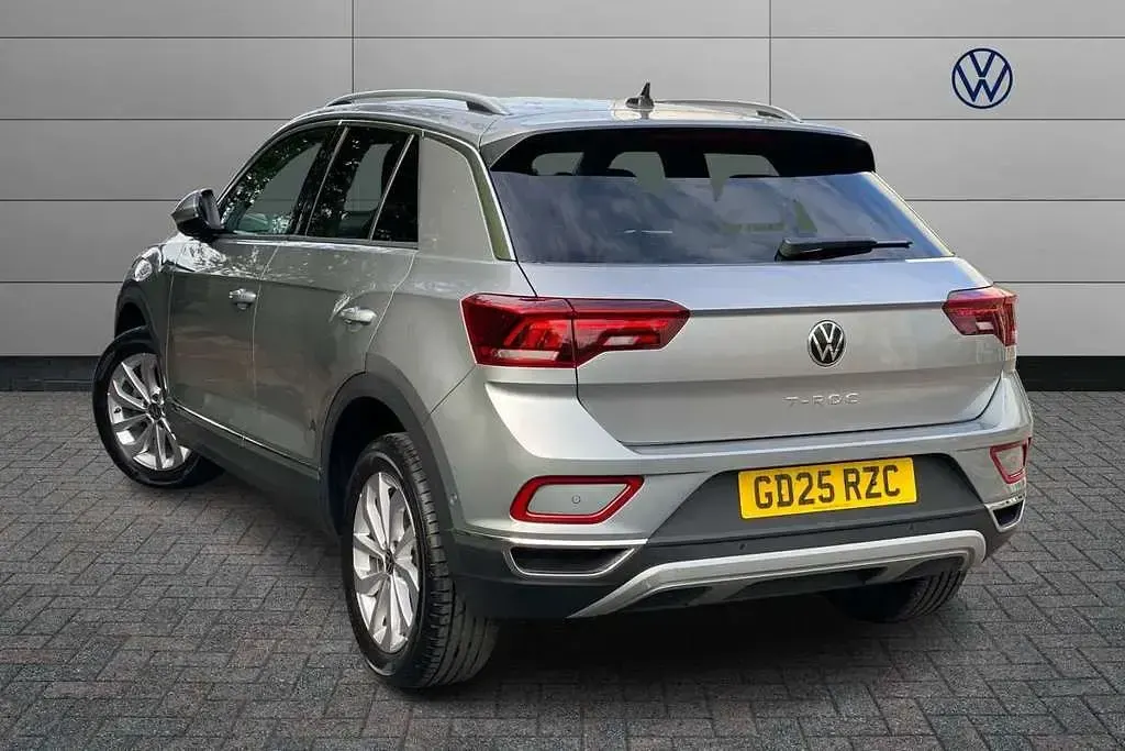 Used VW T-Roc Style 150 HP (110 kW) 2025 Silver SUV