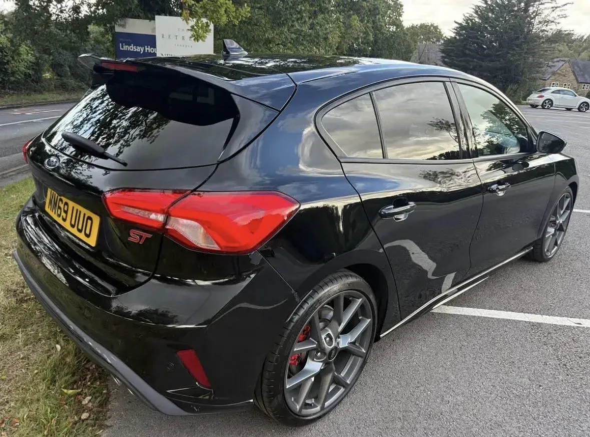 Used Ford Focus ST 200 HP (147 kW) 2019 Black Hatchback