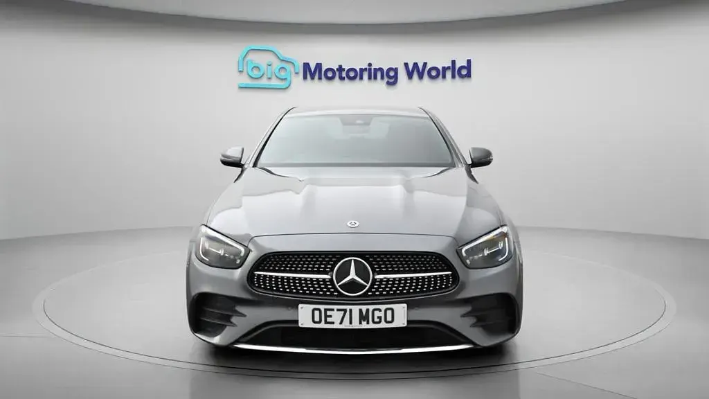 Used Mercedes E200 AMG line 184 HP (135 kW) 2022 Grey Sedan