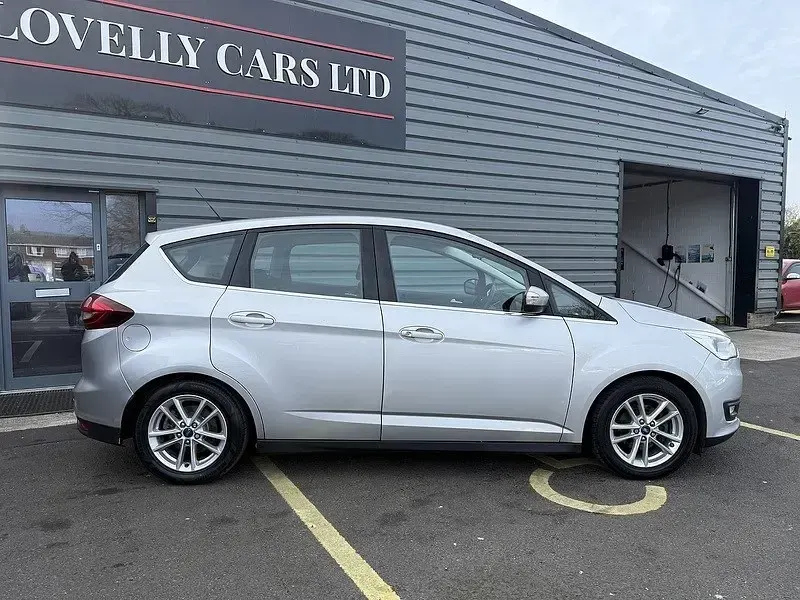 Usado Ford C-MAX Zetec 120 HP (88 kW) 2016 Prateado Monovolume