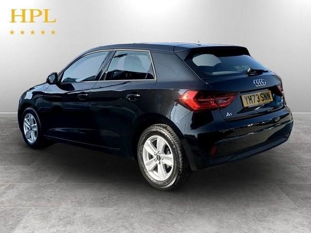 Usado Audi A1 Sportback Business 95 HP (69 kW) 2023 Preto Citadino