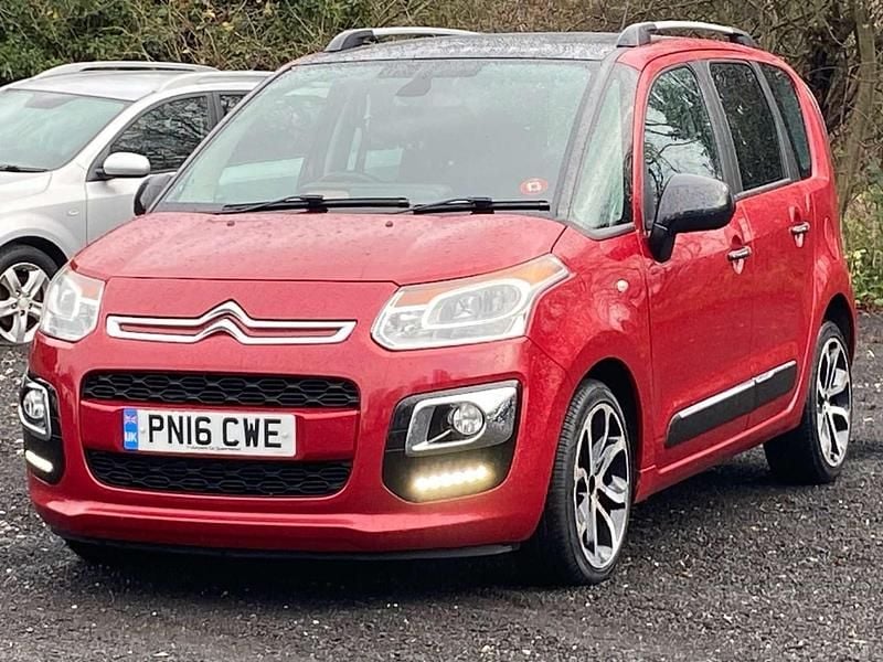 Used Citroën C3 Picasso Platinum 2016 Red MPV