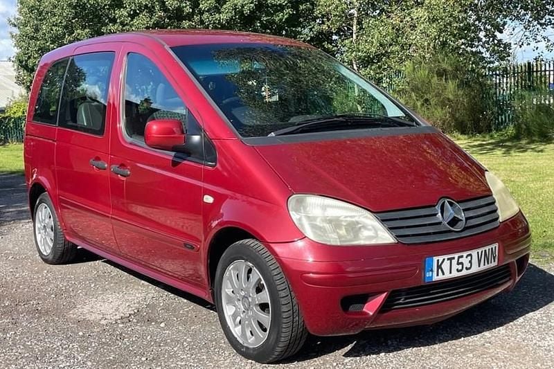 Used Mercedes Vaneo 2003 Red MPV