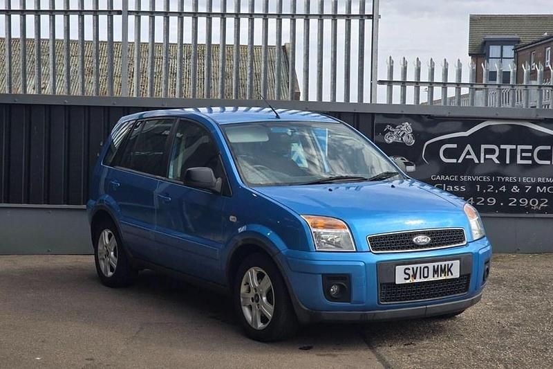 Blue Used 2010 Ford Fusion Zetec Hatchback | £1,995 (Good price) - Image 1/1