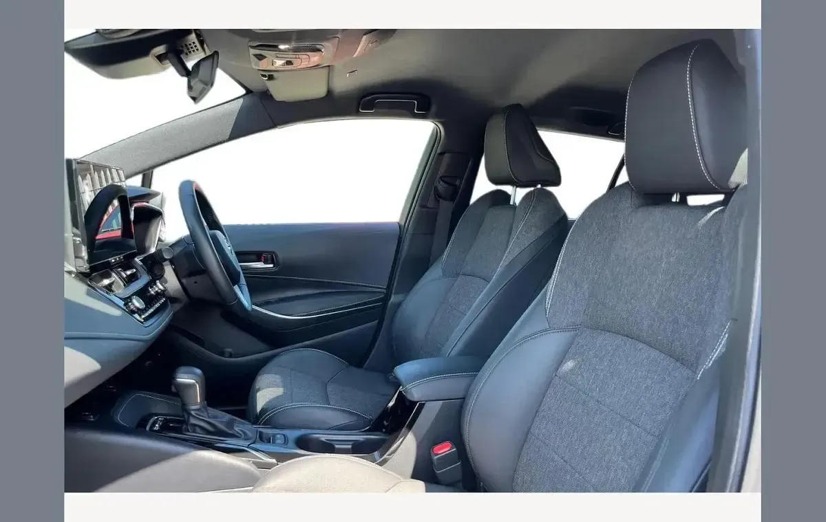 Used Toyota Corolla Design 138 HP (101 kW) 2024 Grey Estate